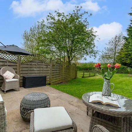 2 Bed In Kirkbymoorside Oc-g0010 *