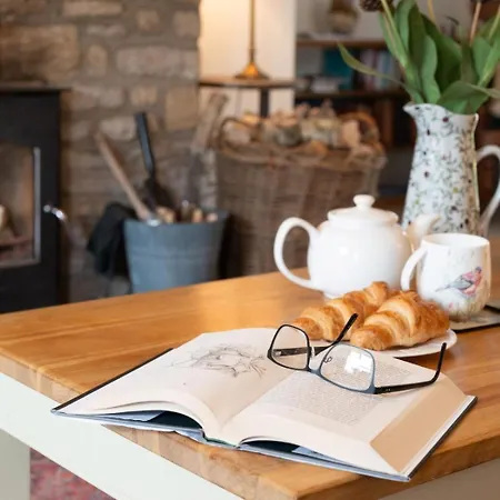 Hébergement de vacances 2 Bed In Kirkbymoorside Oc-g0010